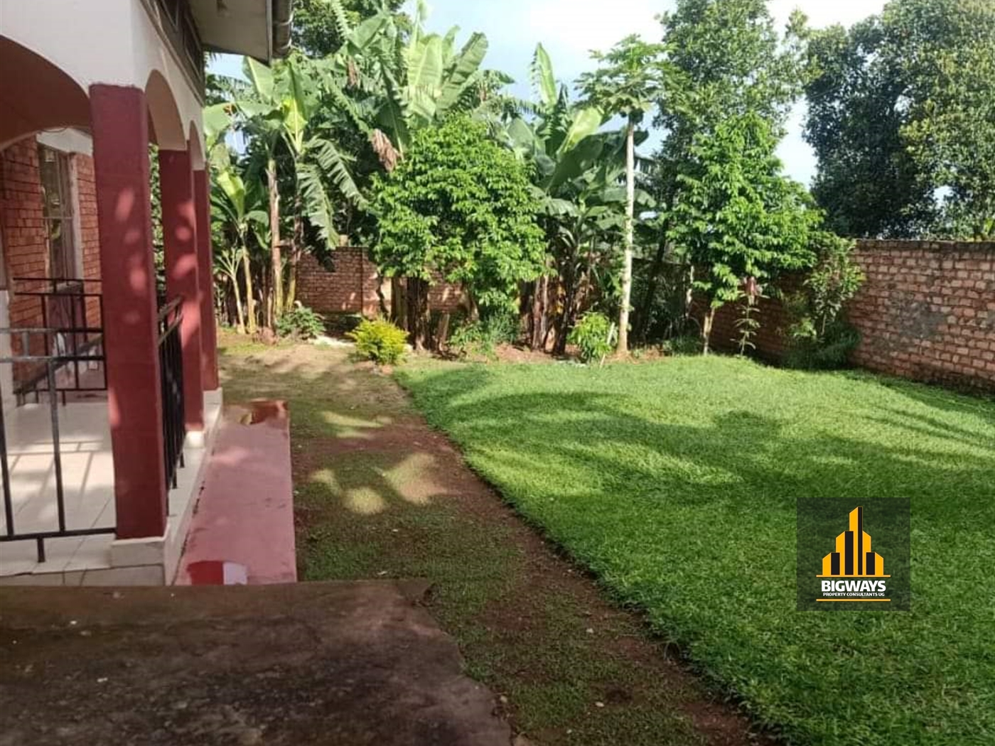 Bungalow for sale in Kitemu Wakiso