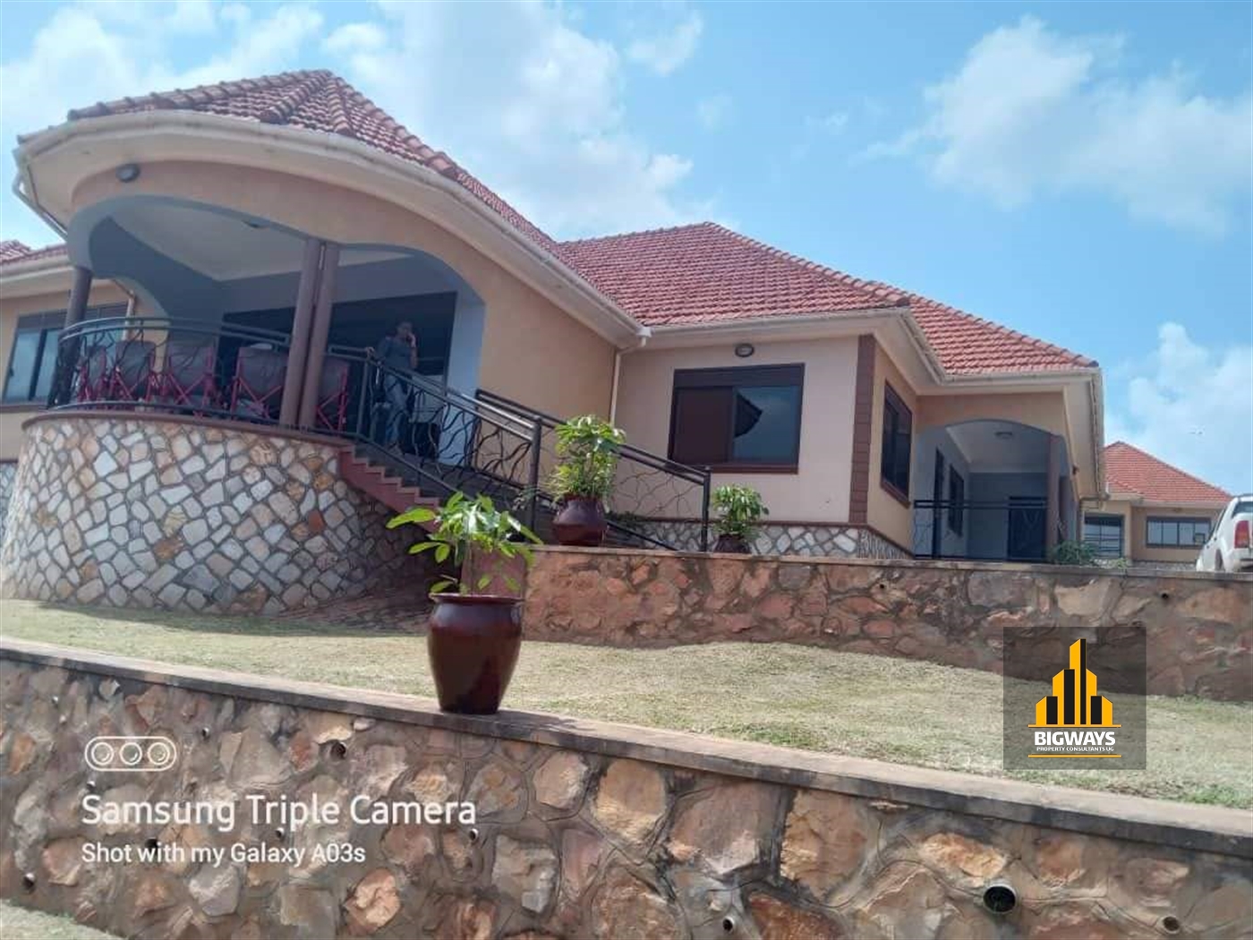 Bungalow for sale in Kyaliwajjala Wakiso