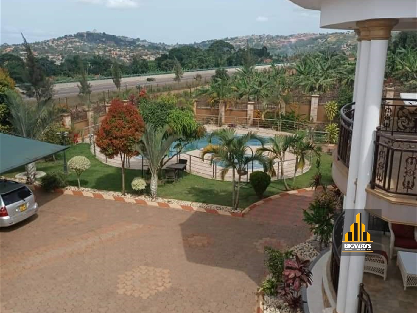 Mansion for sale in Kitende Wakiso