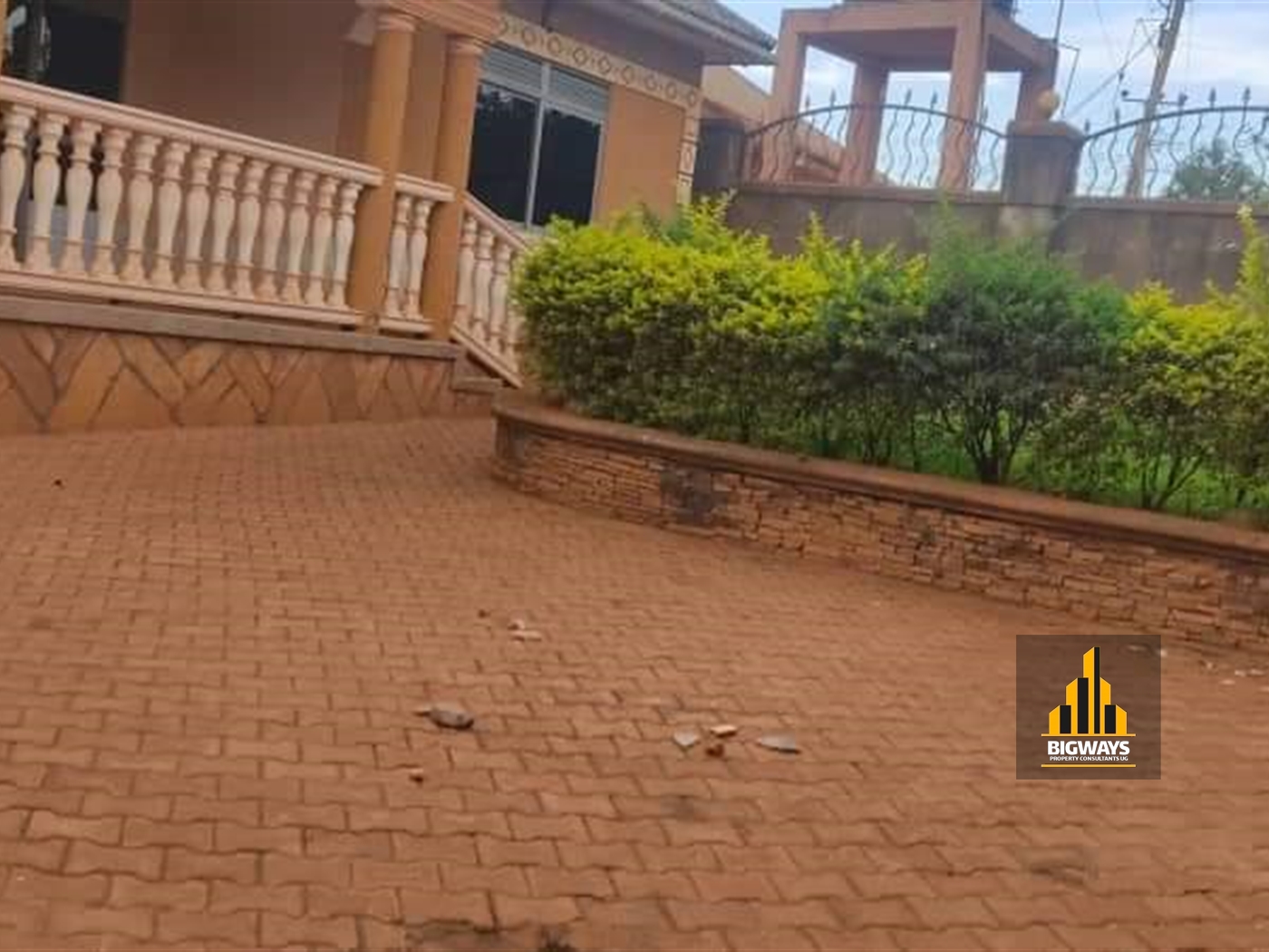 Bungalow for sale in Kira Wakiso