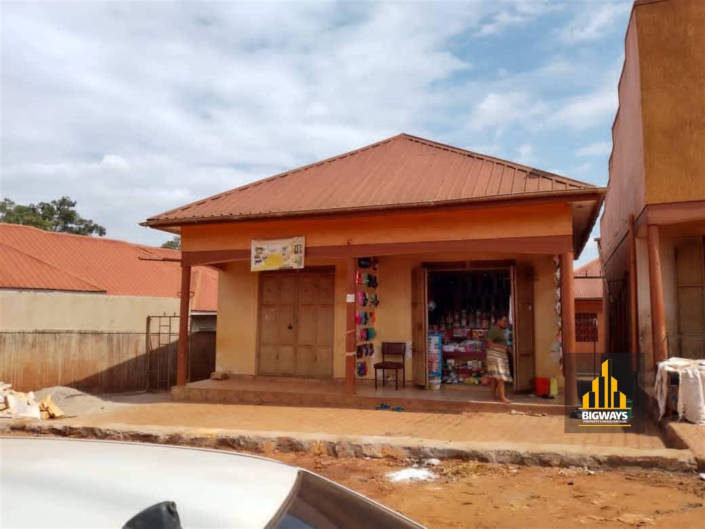 Commercial block for sale in Buloba Wakiso