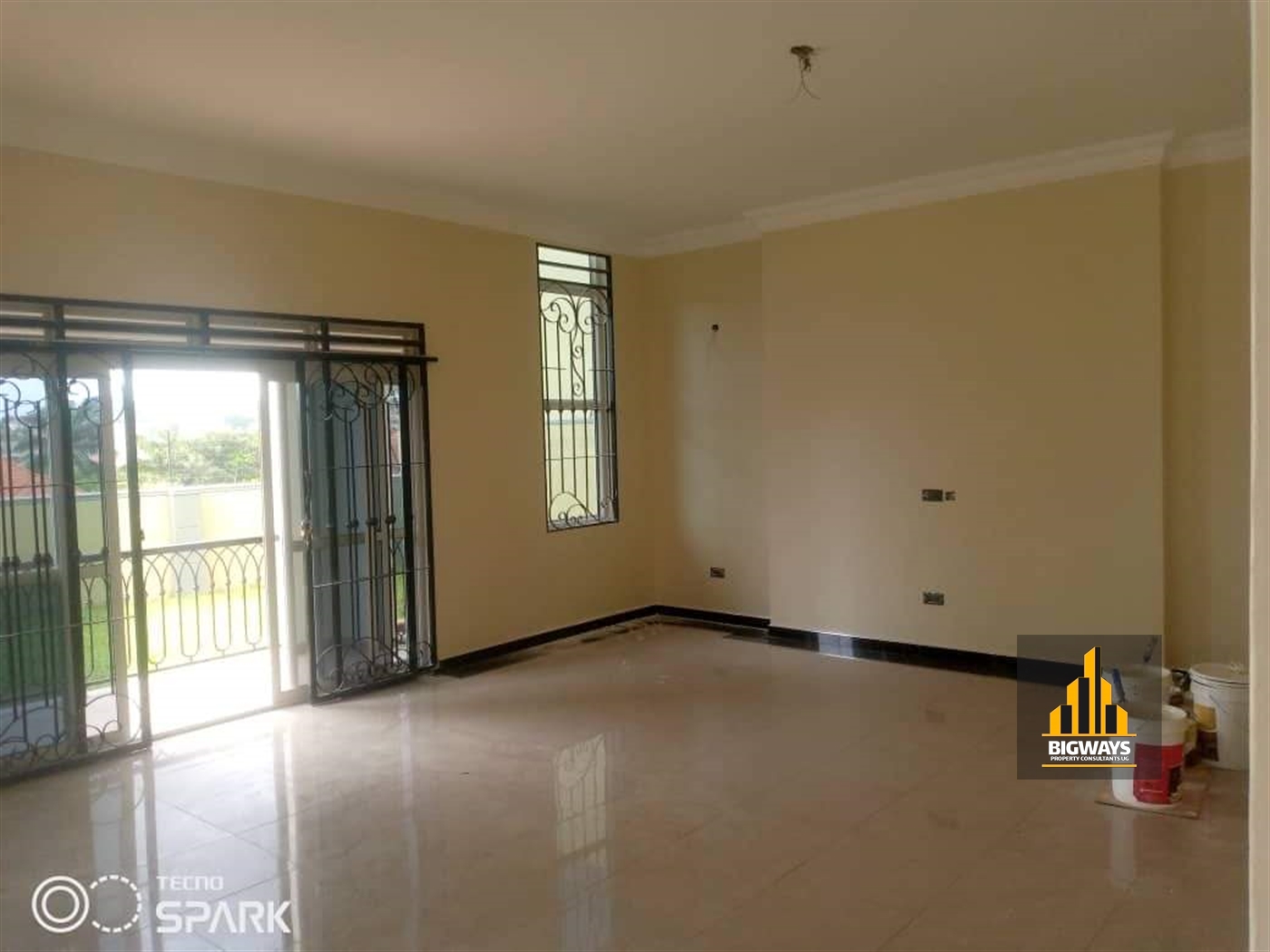 Storeyed house for sale in Kitende Wakiso