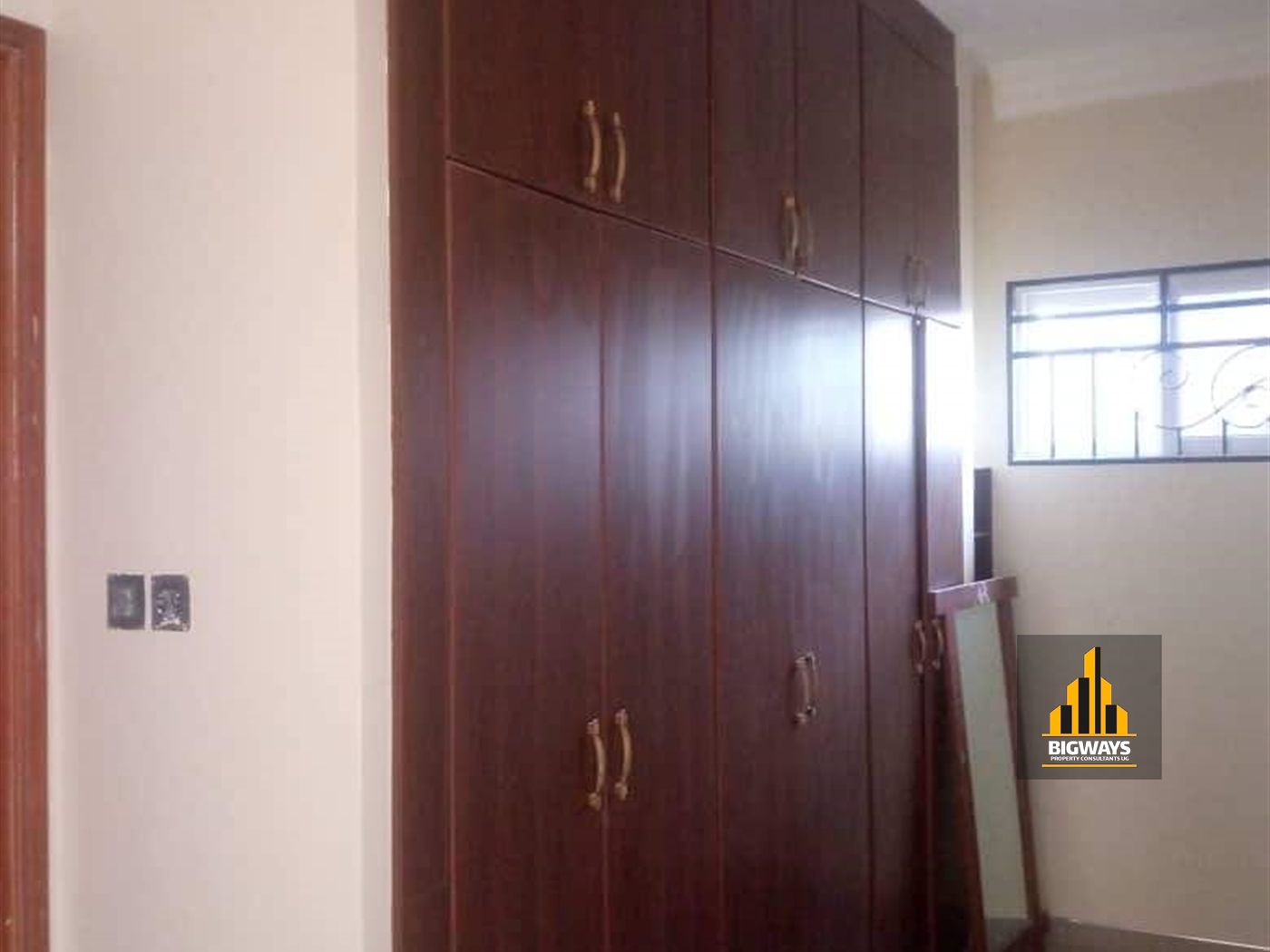 Storeyed house for sale in Kitende Wakiso