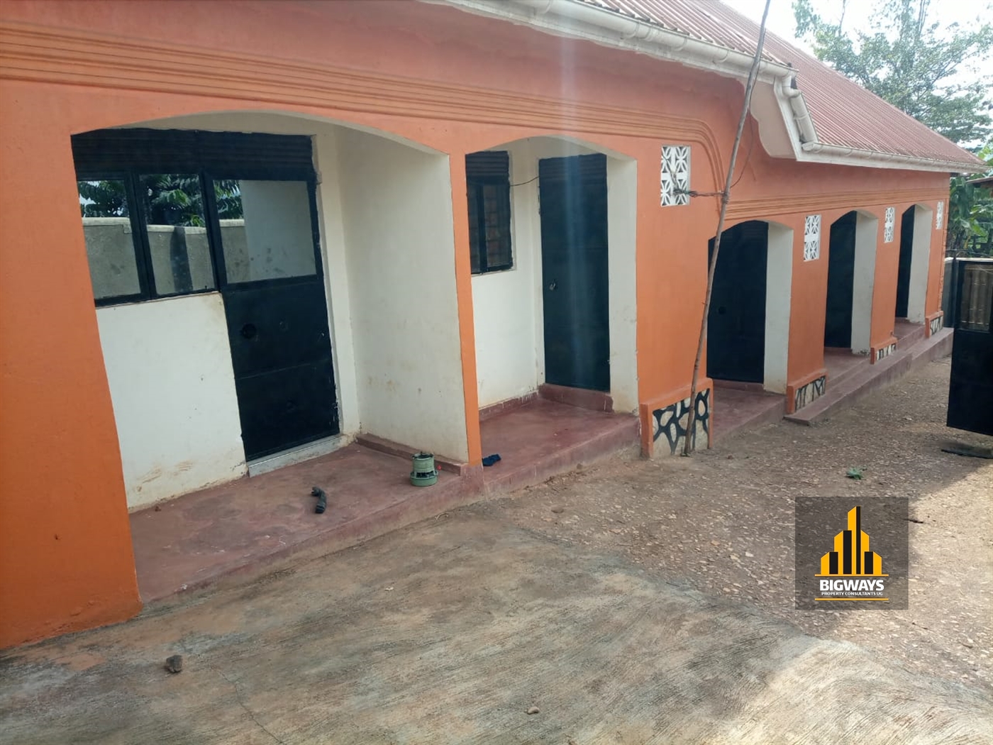 Storeyed house for sale in Buloba Wakiso