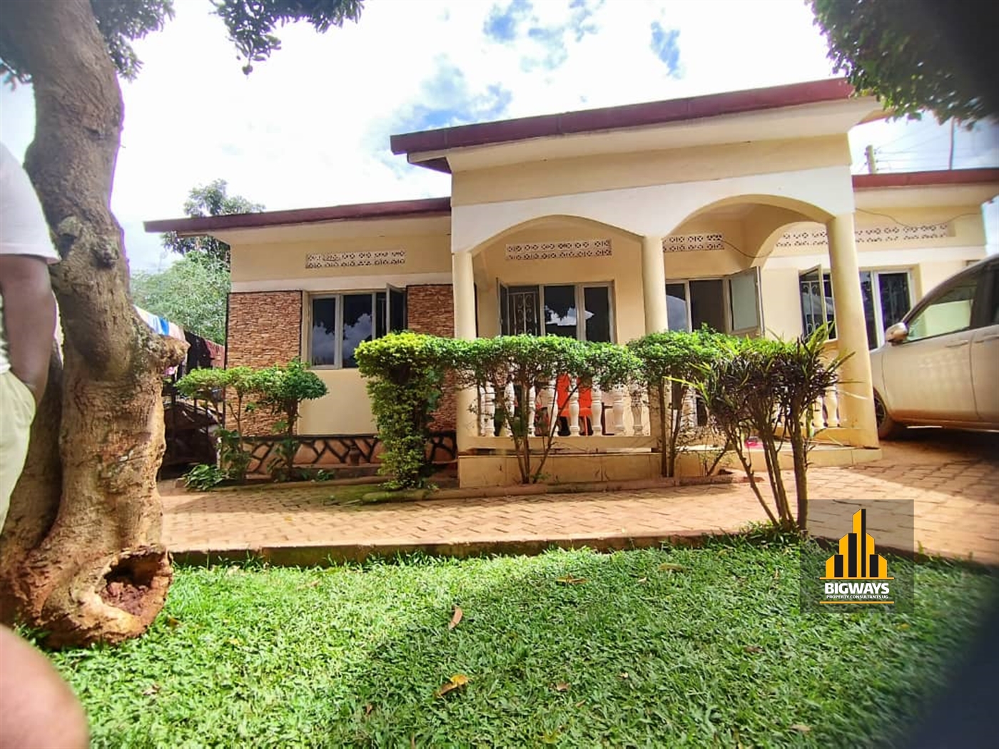 Bungalow for sale in Ssabagabo Wakiso