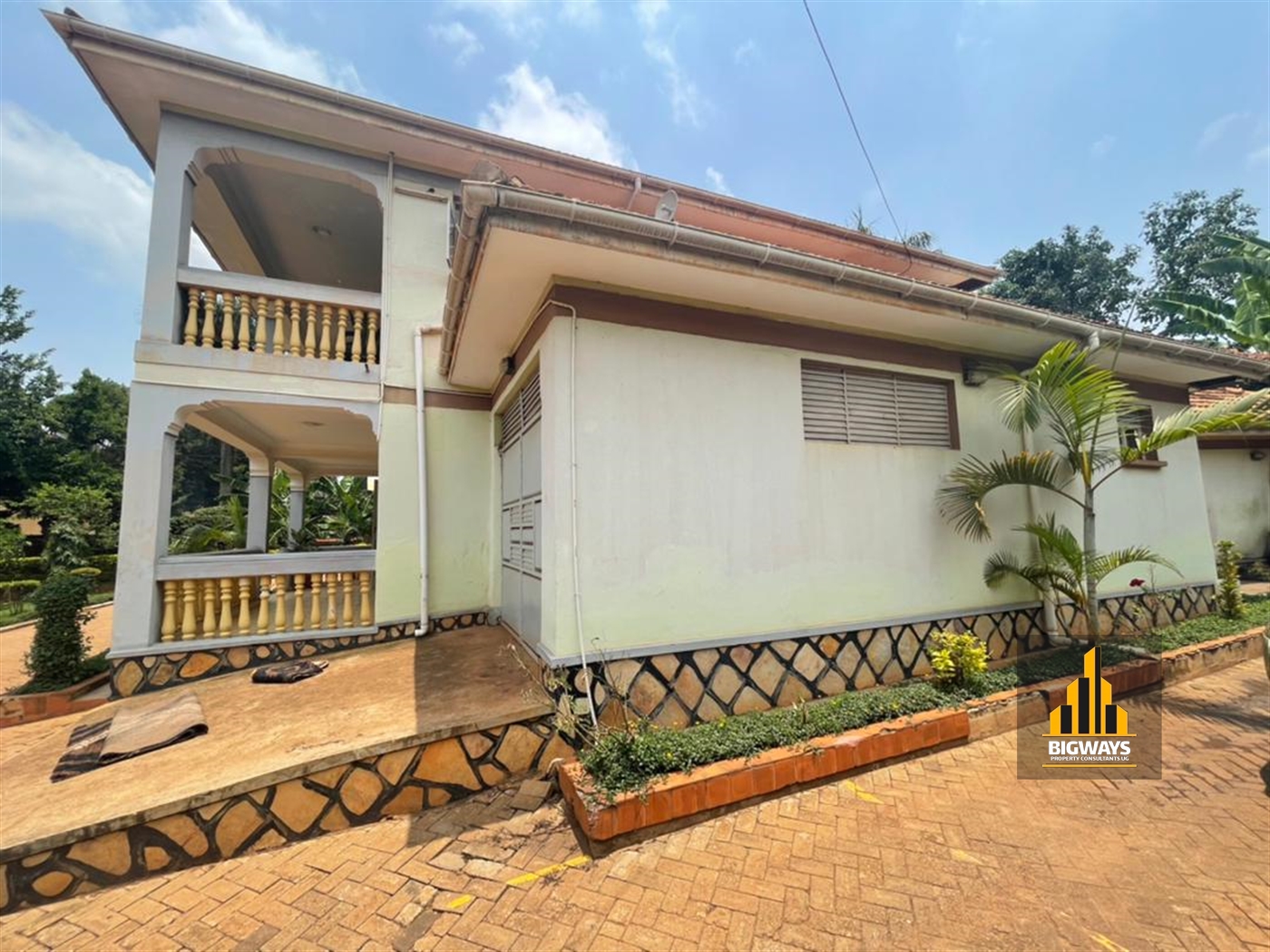 Storeyed house for sale in Ntinda Kampala