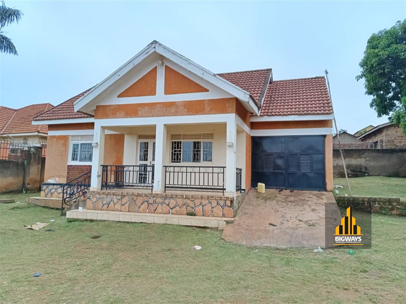 Bungalow for sale in Kansanga Kampala