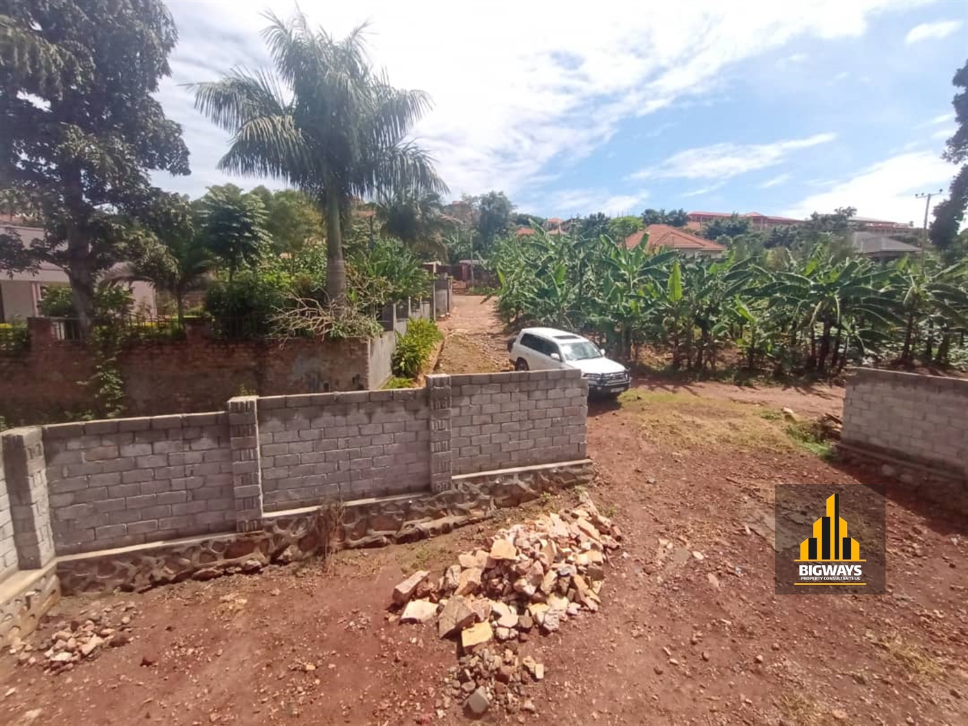 Shell House for sale in Bwebajja Wakiso