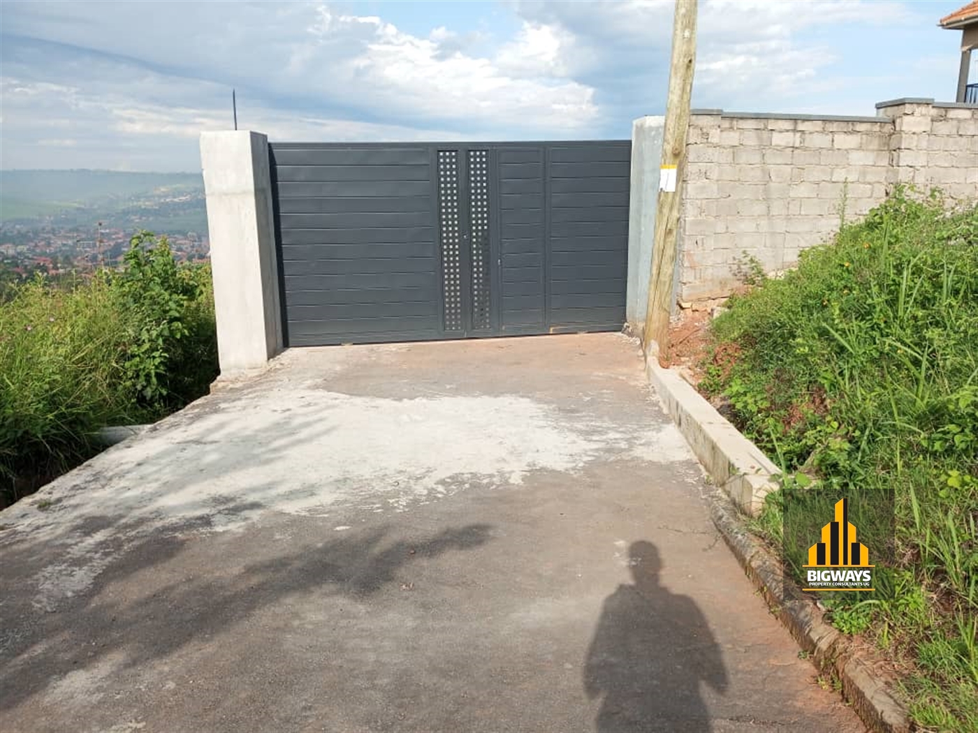 Storeyed house for sale in Seguku Wakiso