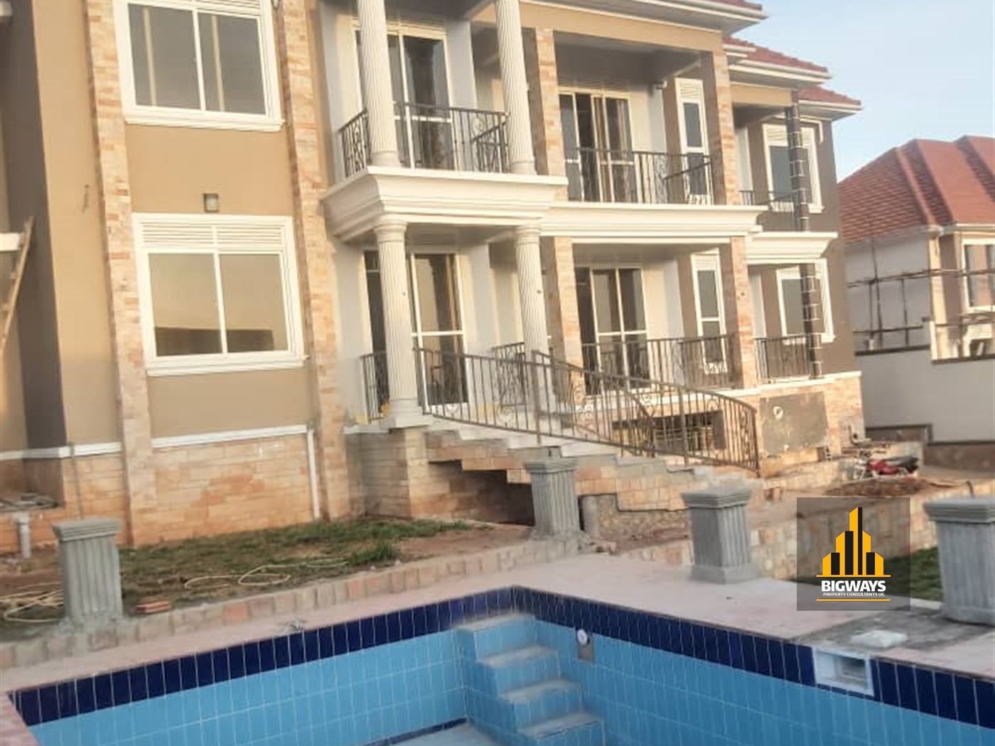 Mansion for sale in Munyonyo Kampala