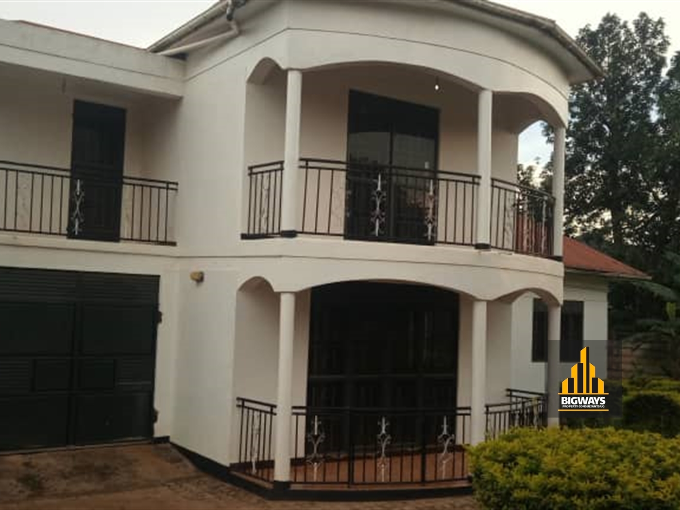 Storeyed house for sale in Kawanda Wakiso