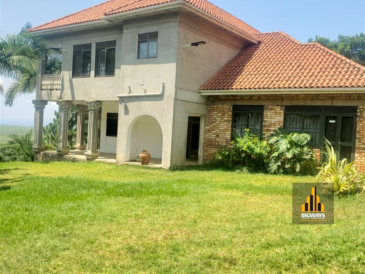 Storeyed house for sale in Namulanda Wakiso