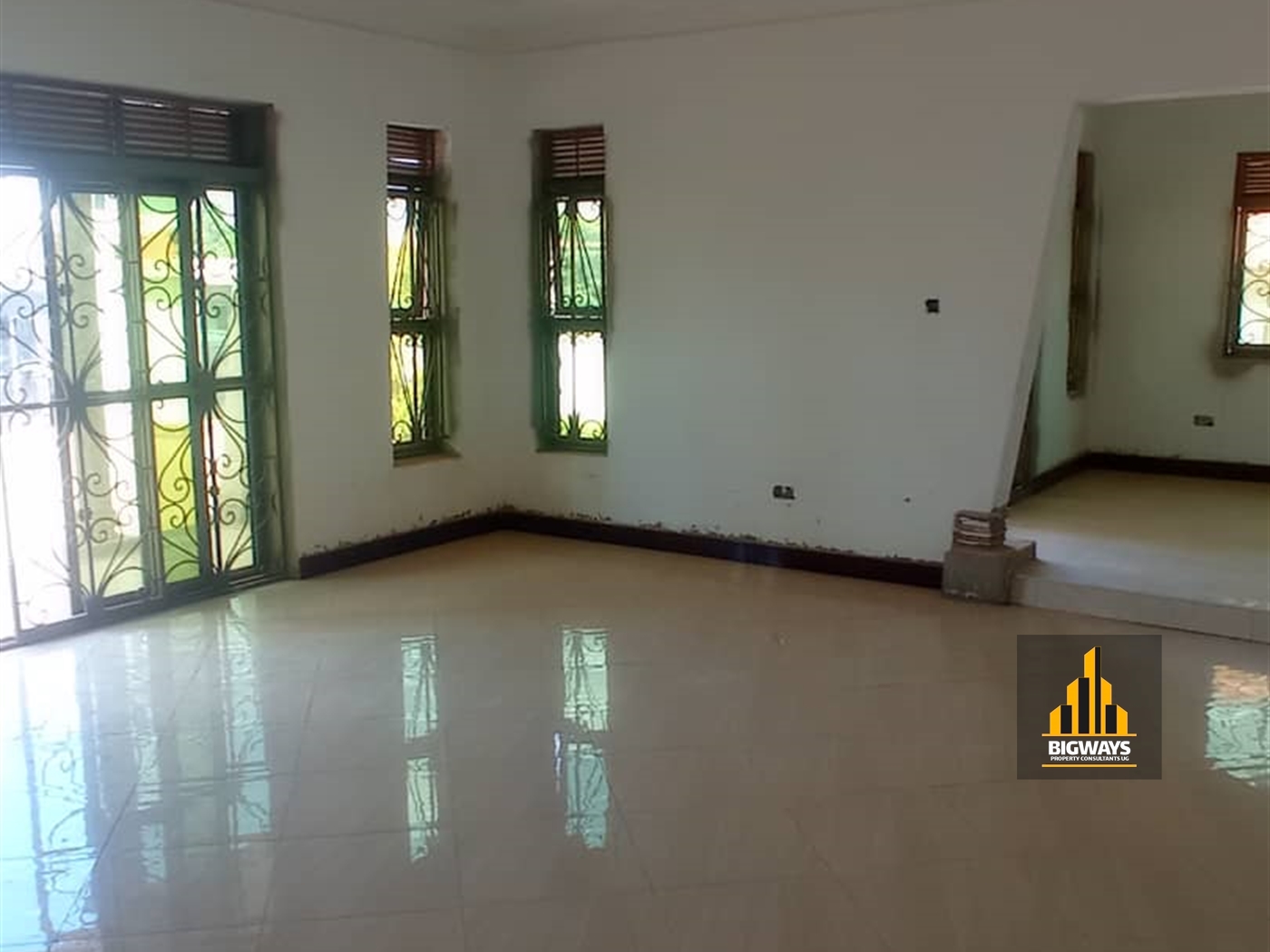 Bungalow for sale in Kitende Wakiso