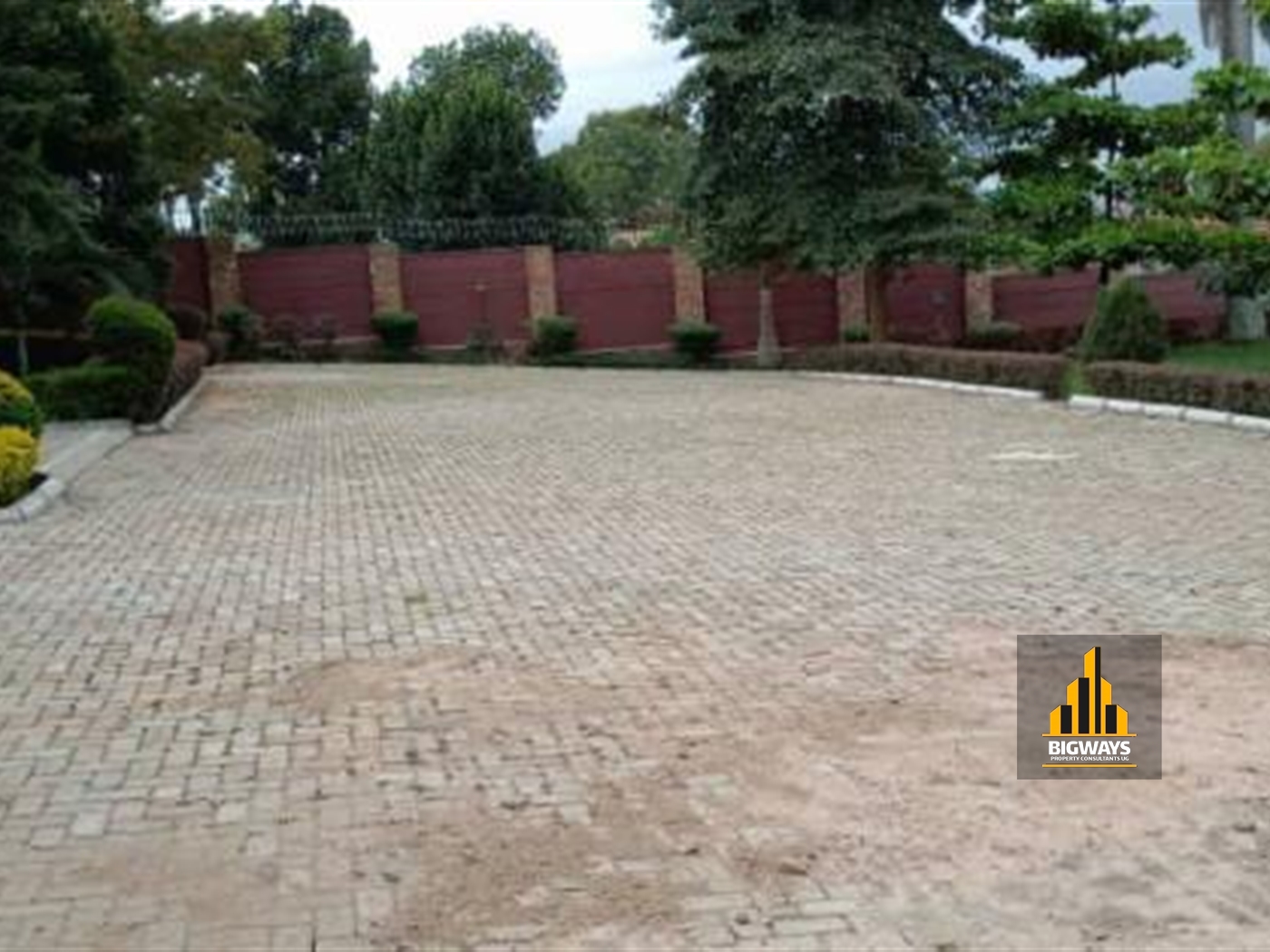 Storeyed house for sale in Bbunga Kampala