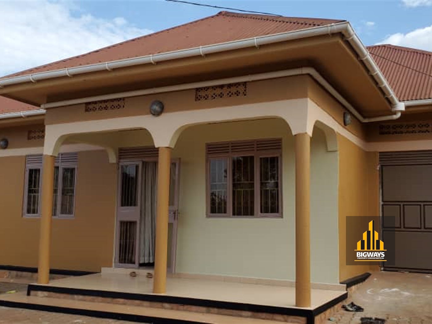 Bungalow for sale in Bwebajja Wakiso