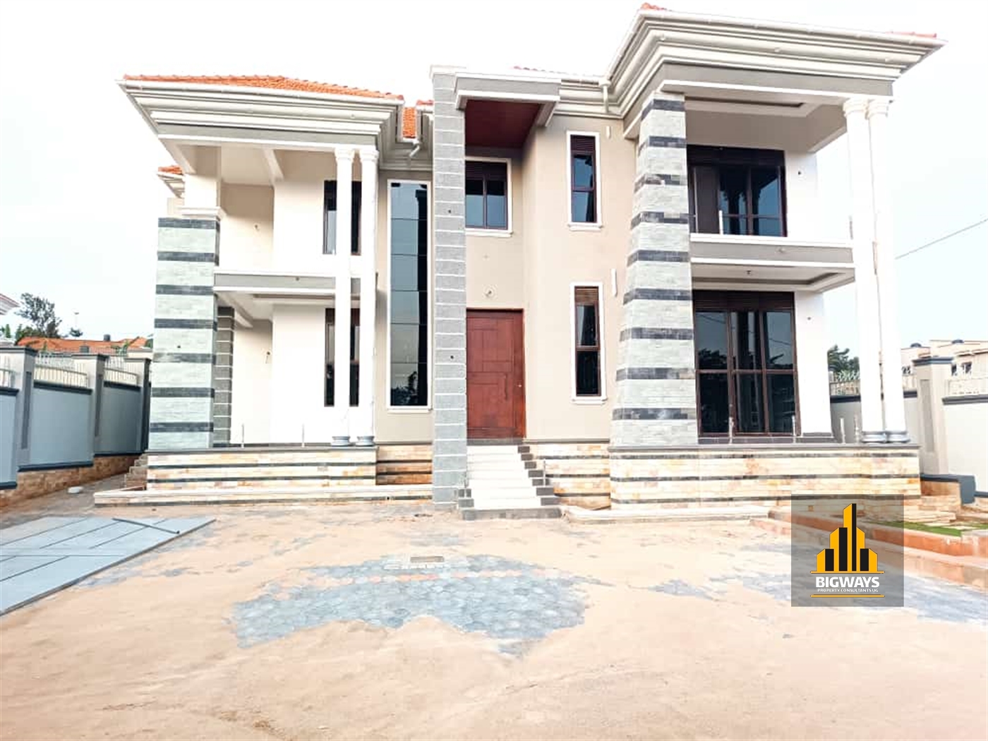 Storeyed house for sale in Kasangati Wakiso