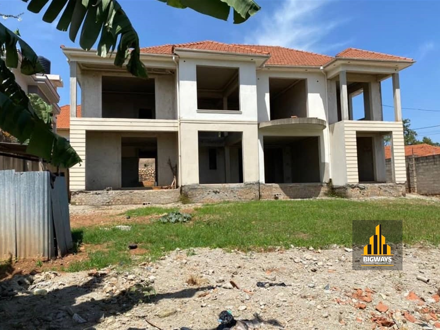 Shell House for sale in Kiwaatule Kampala