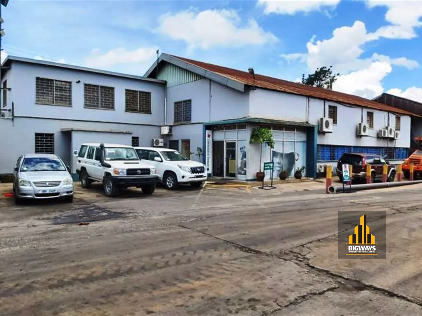 Warehouse for sale in Luzira Kampala