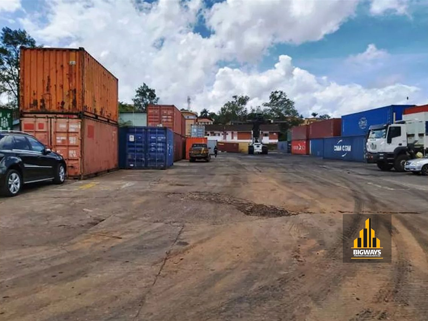 Warehouse for sale in Luzira Kampala