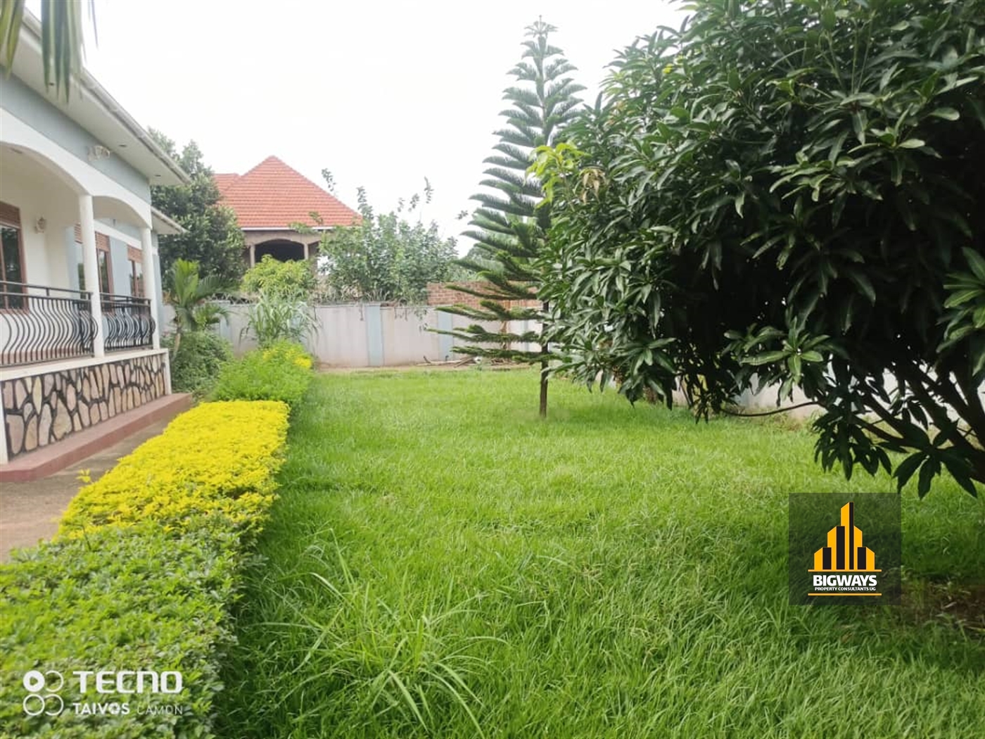 Bungalow for sale in Bwebajja Wakiso