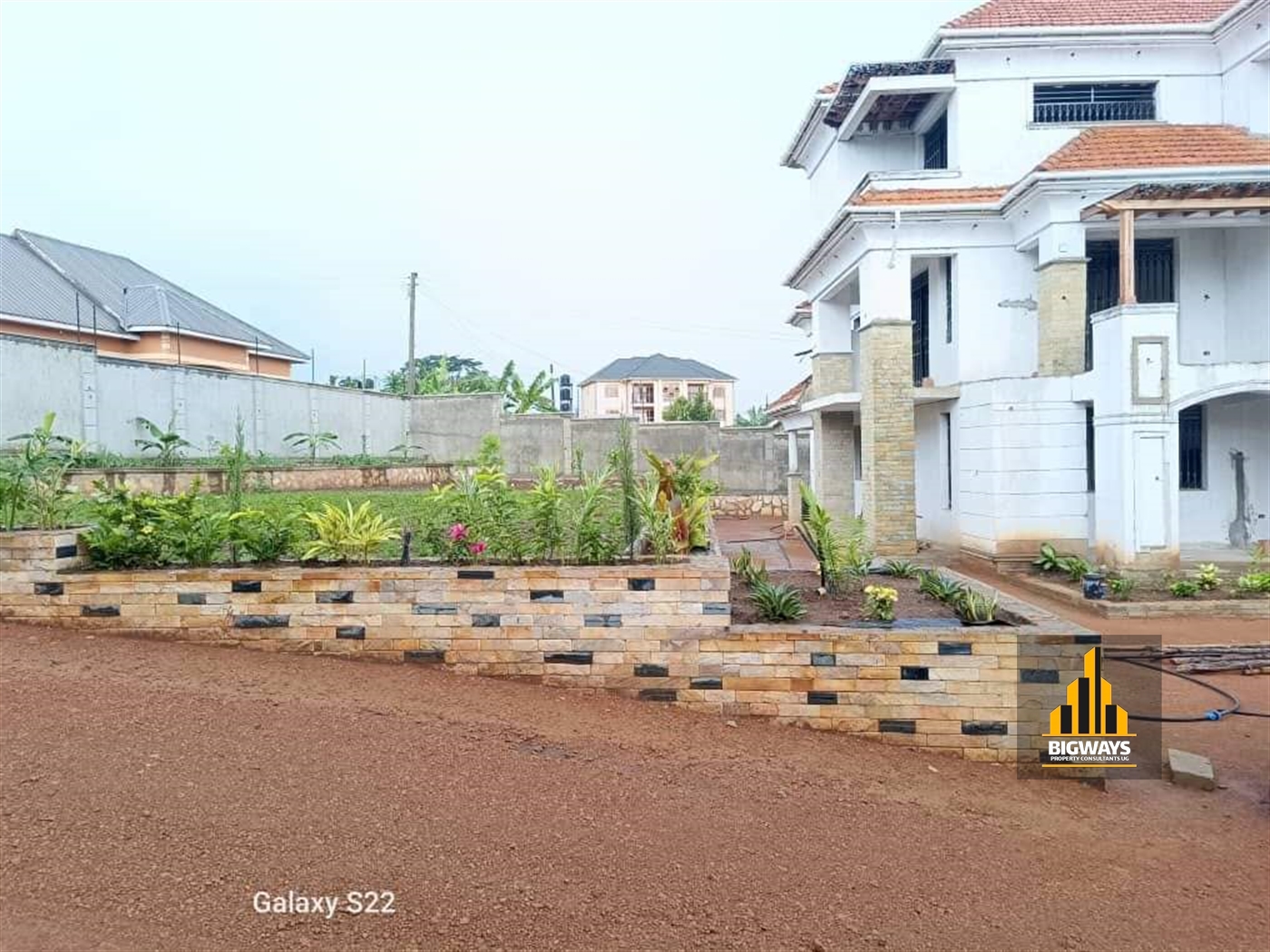 Storeyed house for sale in Bulenga Wakiso