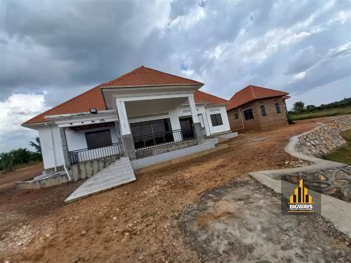 Bungalow for sale in Nyalubanga Mbarara