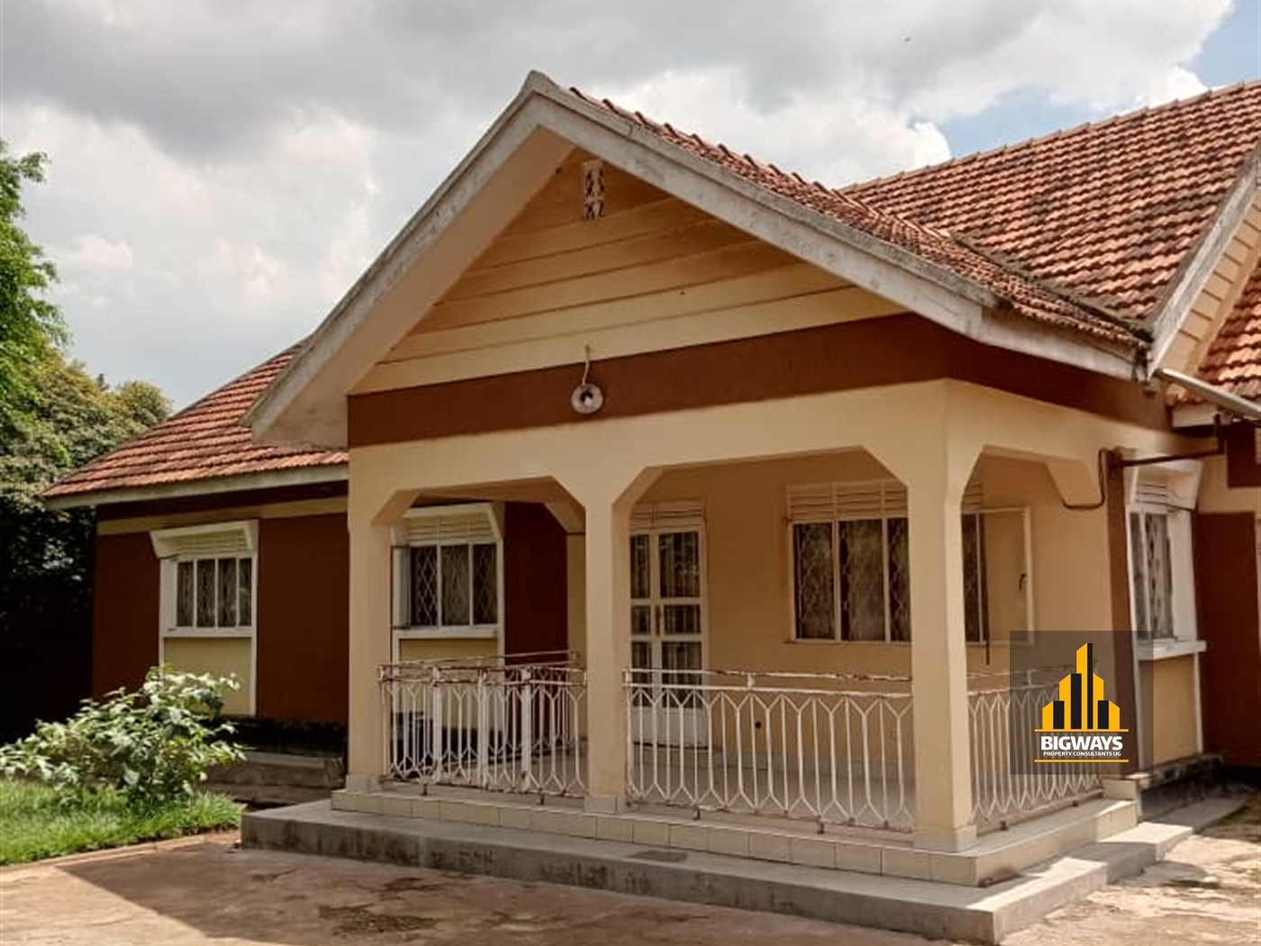 Bungalow for sale in Bukoto Kampala