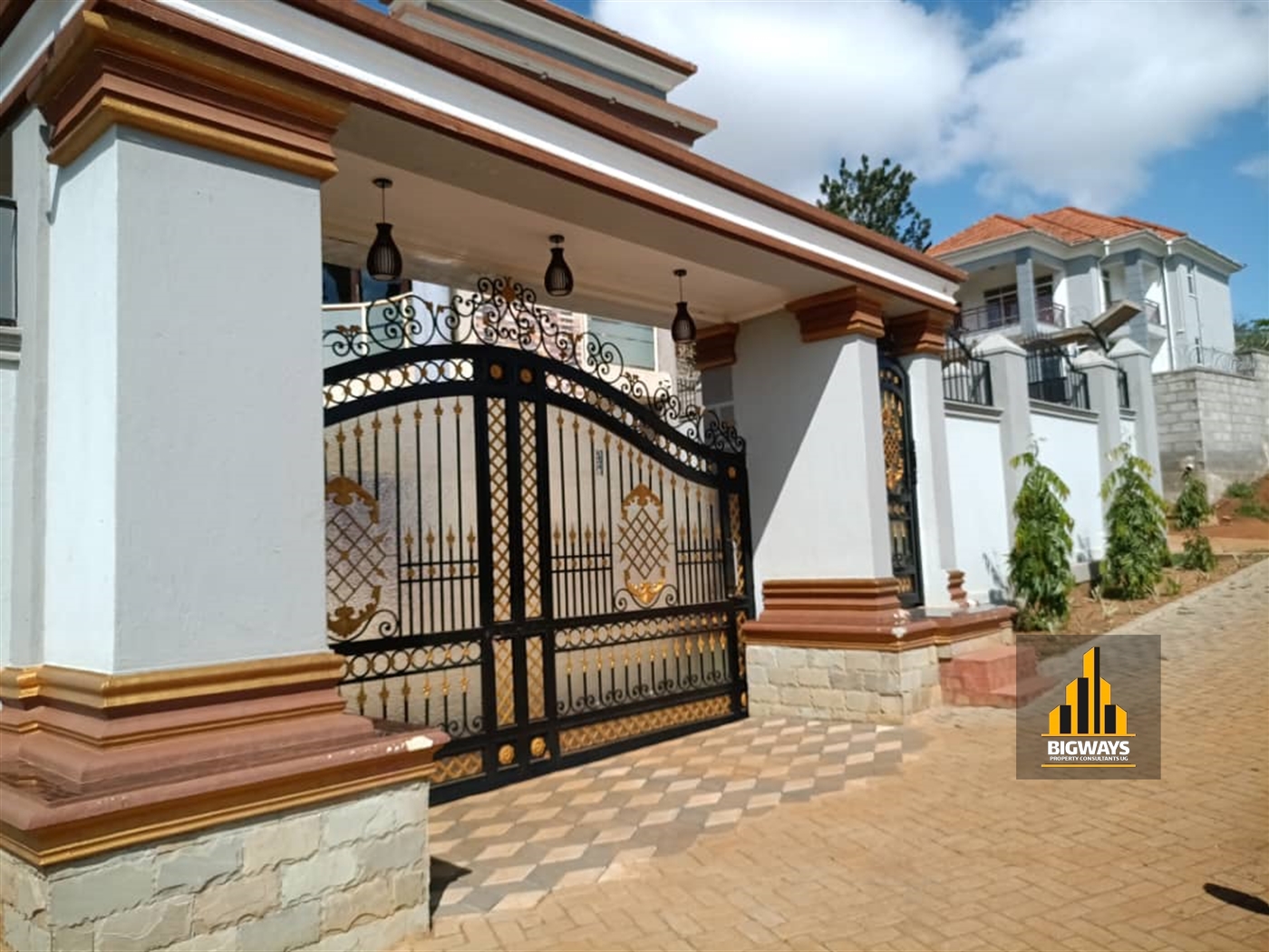 Storeyed house for sale in Namulanda Wakiso