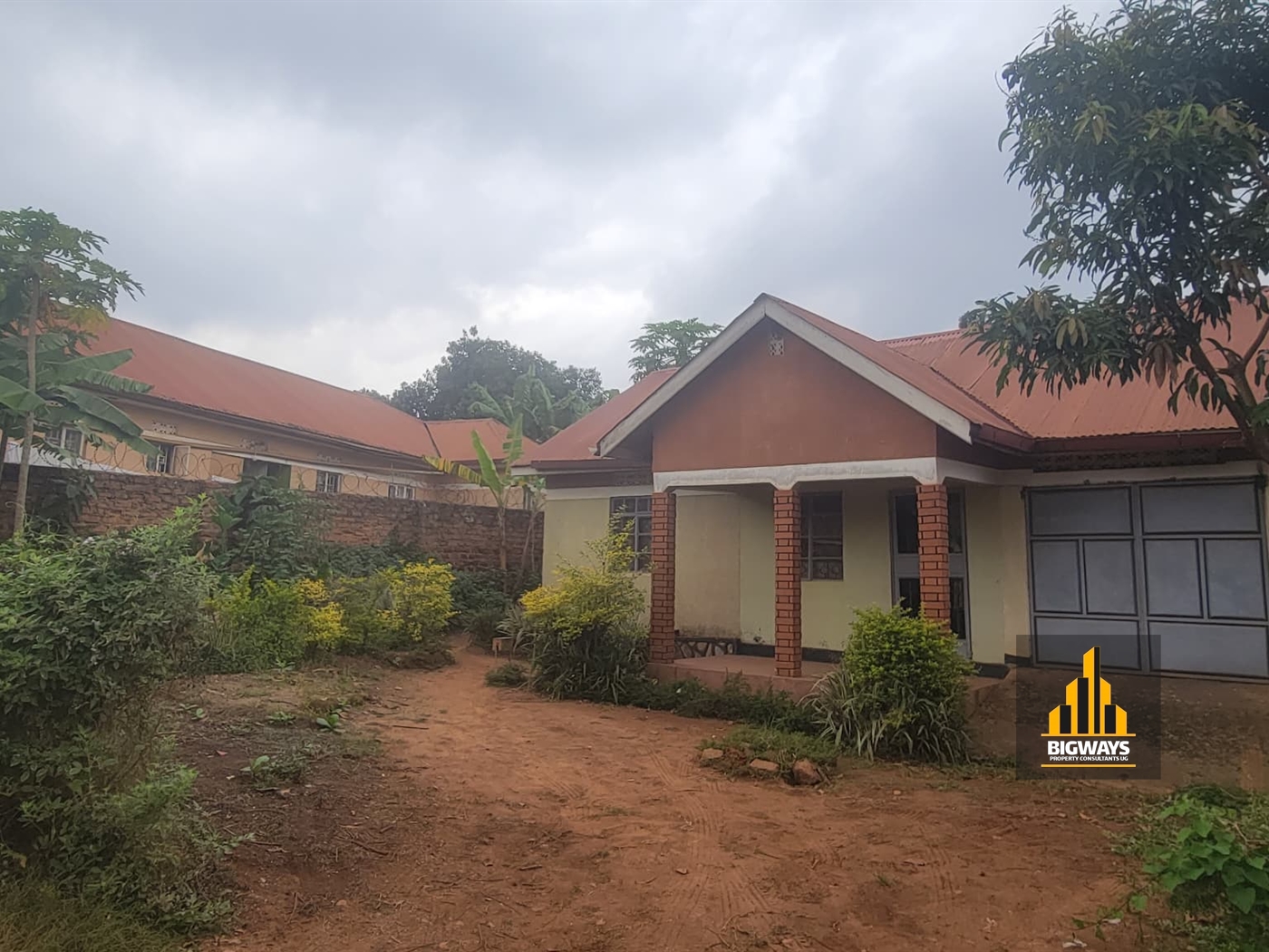 Bungalow for sale in Kyaliwajjala Wakiso