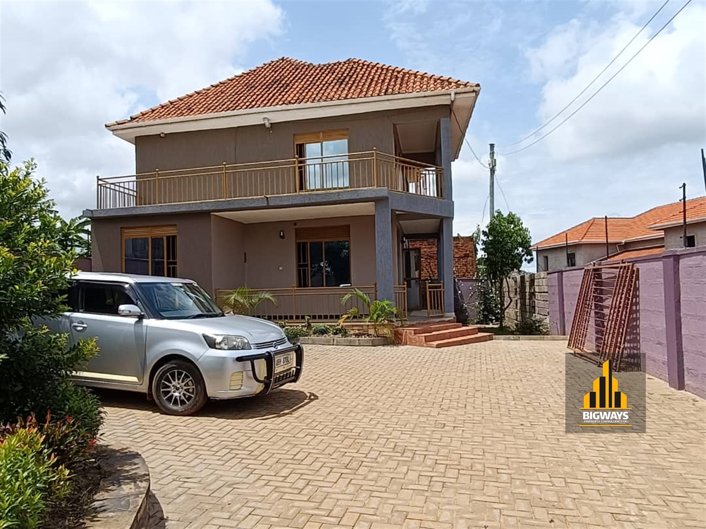 Storeyed house for sale in Kigo Wakiso