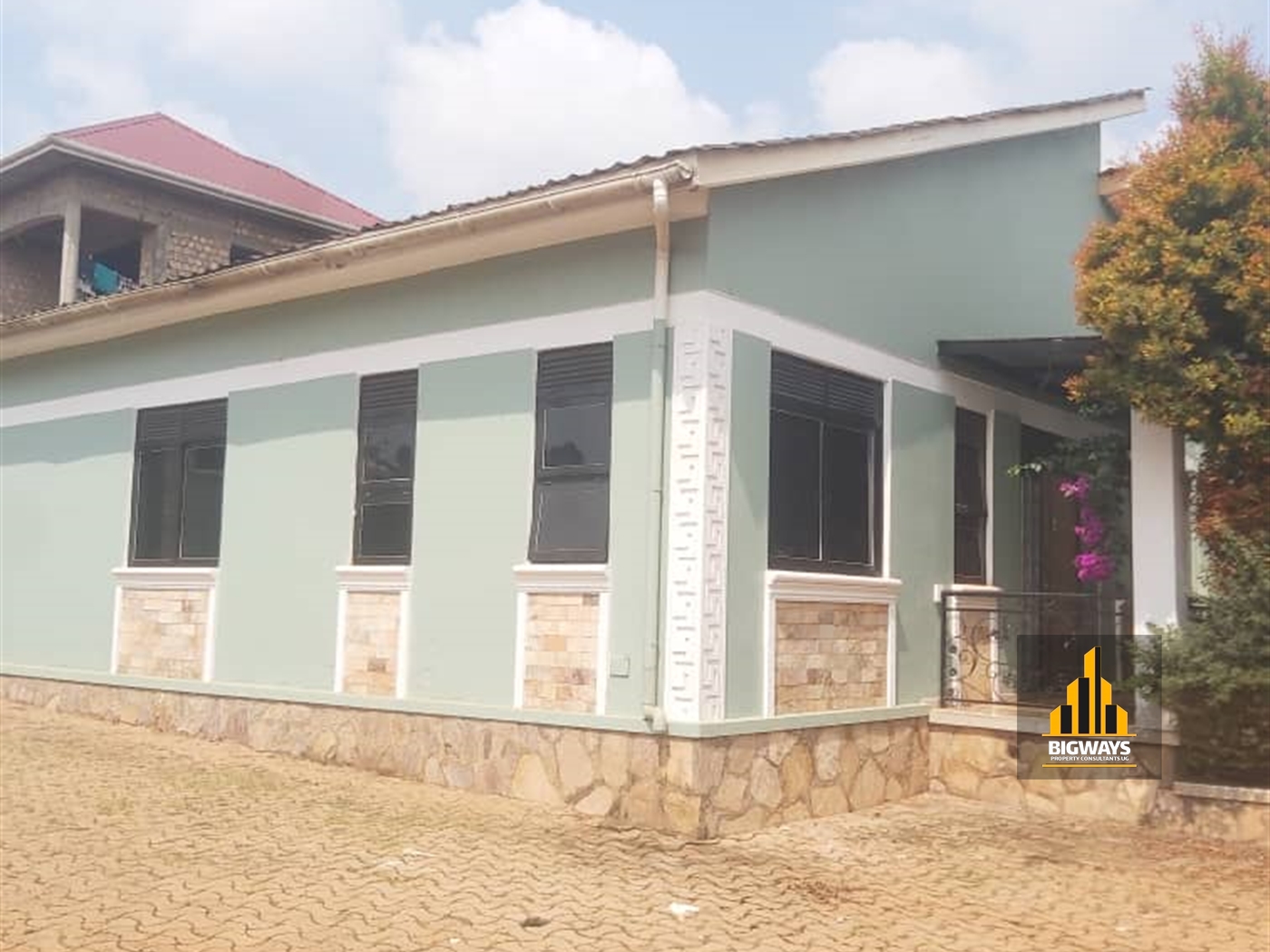 Bungalow for sale in Kitende Wakiso