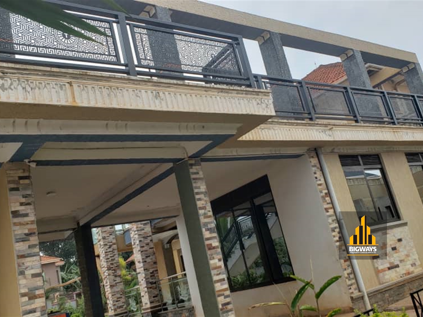 Storeyed house for sale in Bunamwaaya Wakiso