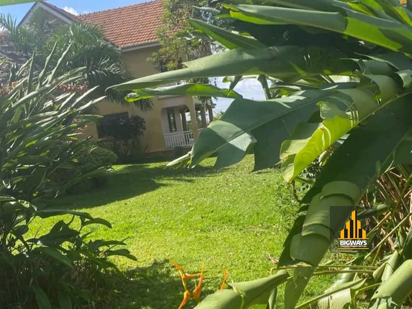 Storeyed house for sale in Lubowa Wakiso