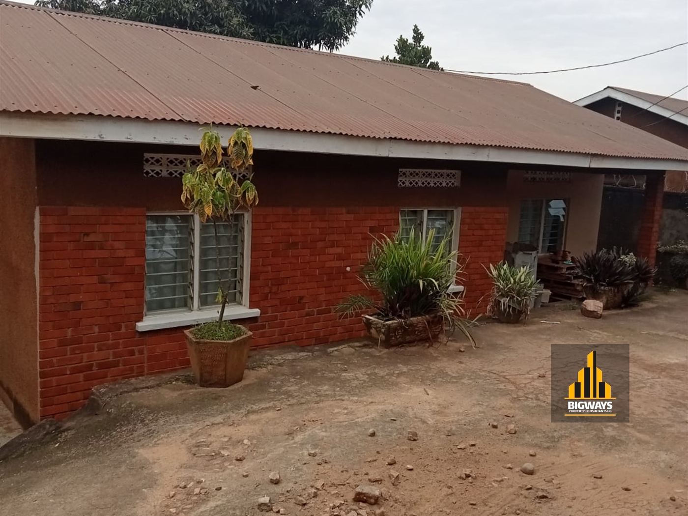 Bungalow for sale in Naalya Wakiso