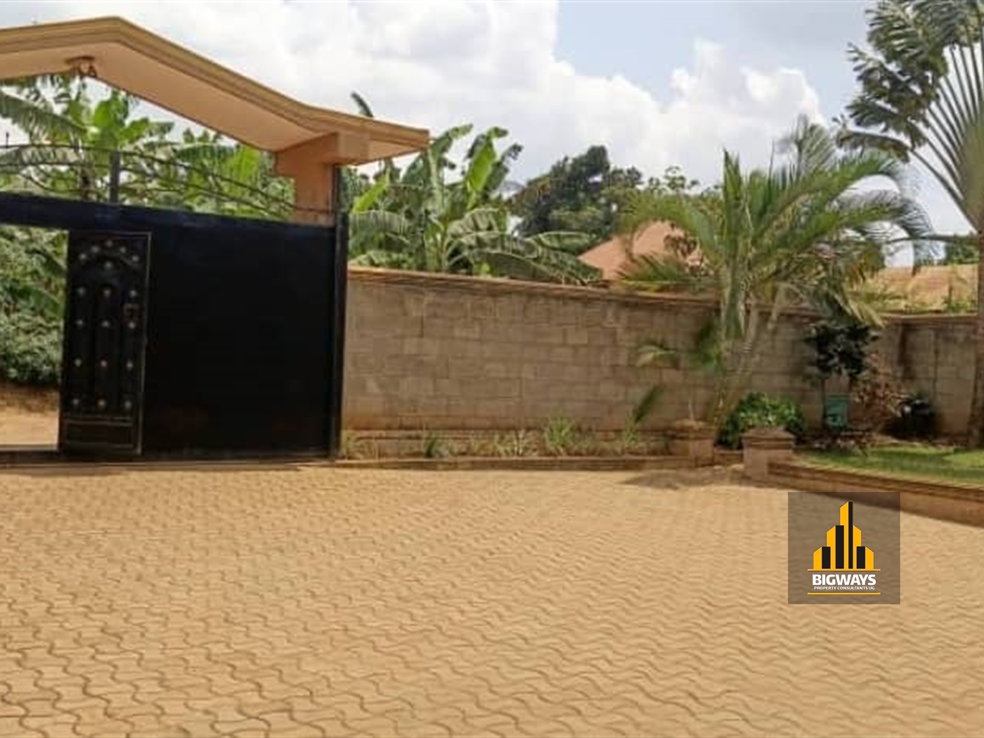 Bungalow for sale in Kasangati Wakiso