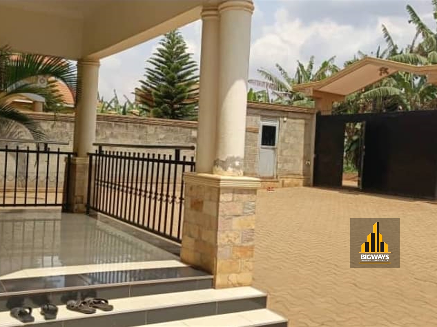 Bungalow for sale in Kasangati Wakiso