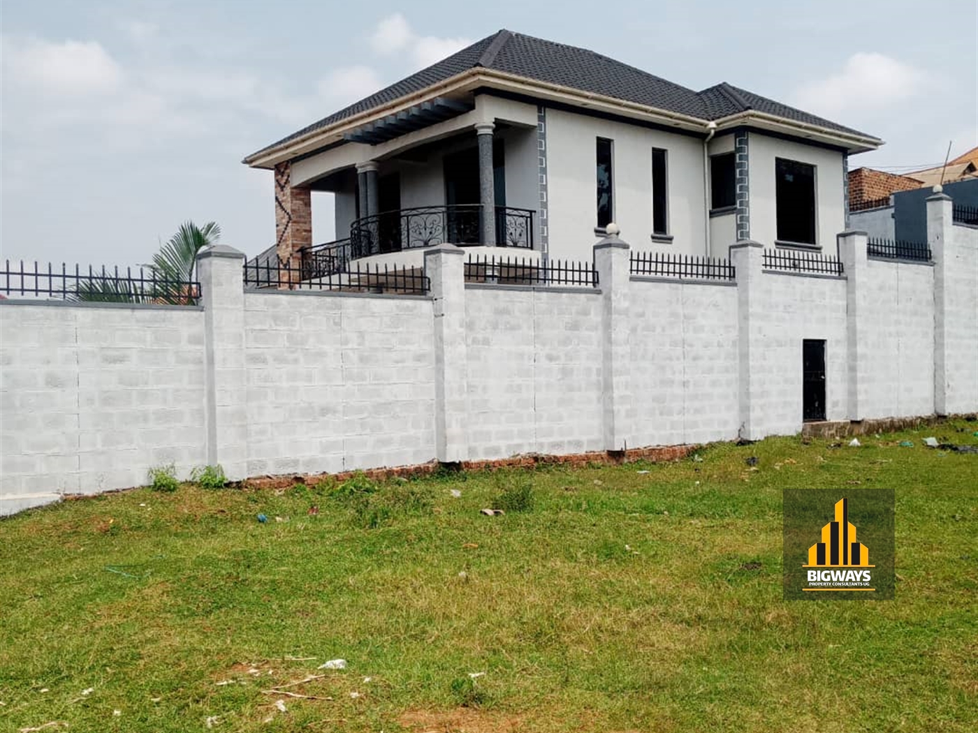 Storeyed house for sale in Nalumunye Wakiso