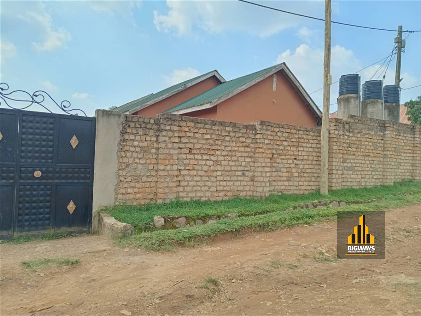 Rental units for sale in Seeta Mukono