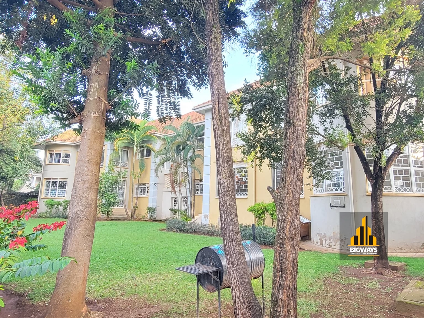 Apartment block for sale in Muyenga Kampala