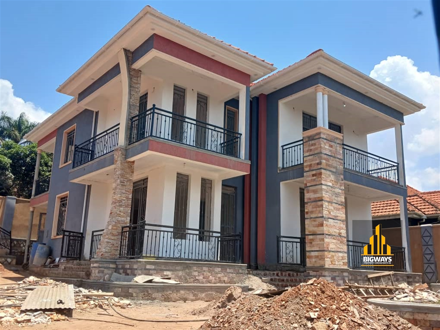 Storeyed house for sale in Munyonyo Kampala