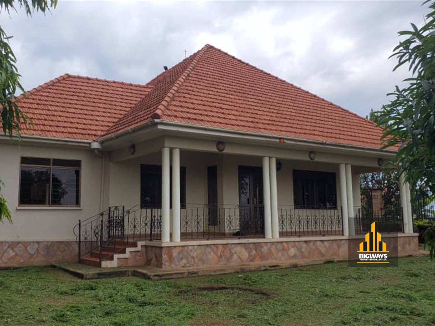 Bungalow for sale in Kisaasi Kampala