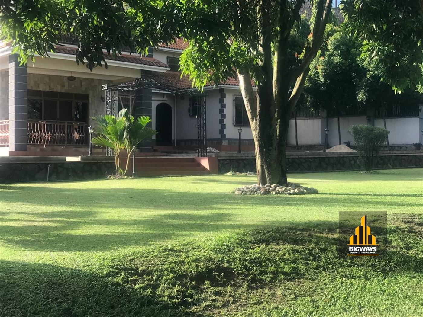 Mansion for sale in Entebbe Wakiso