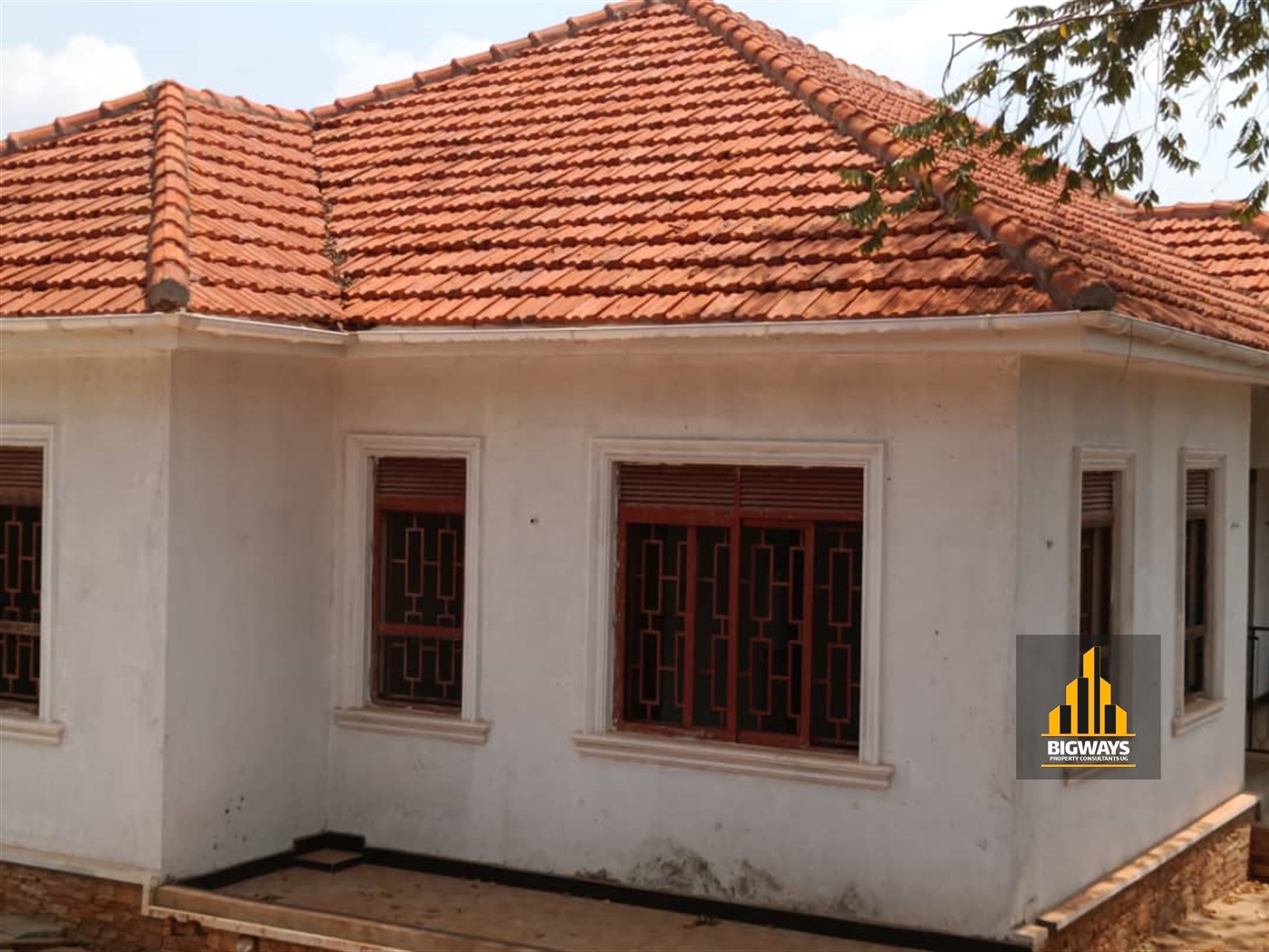 Bungalow for sale in Bwebajja Wakiso