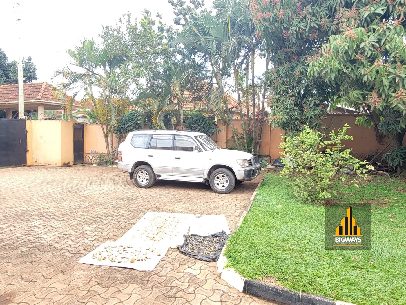 Bungalow for sale in Najjera Wakiso