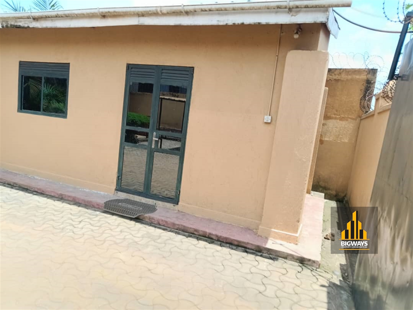 Apartment block for sale in Bweyogerere Wakiso