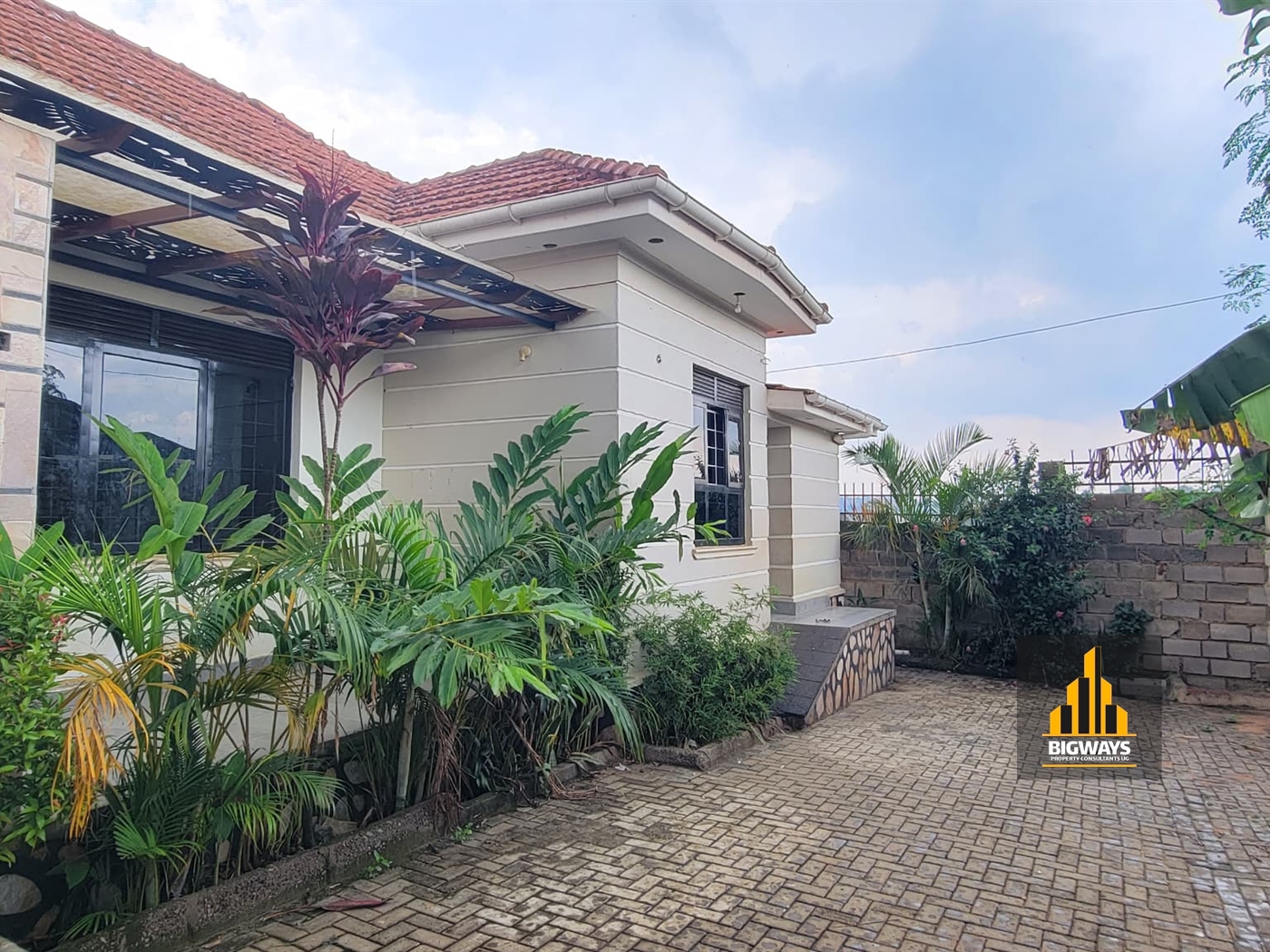 Bungalow for sale in Kira Wakiso