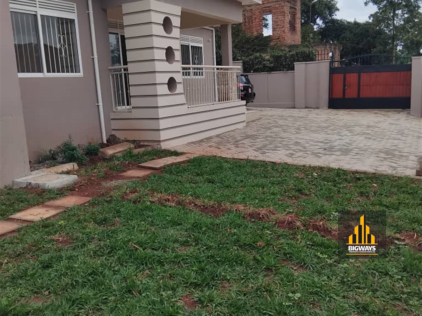 Bungalow for sale in Seguku Wakiso