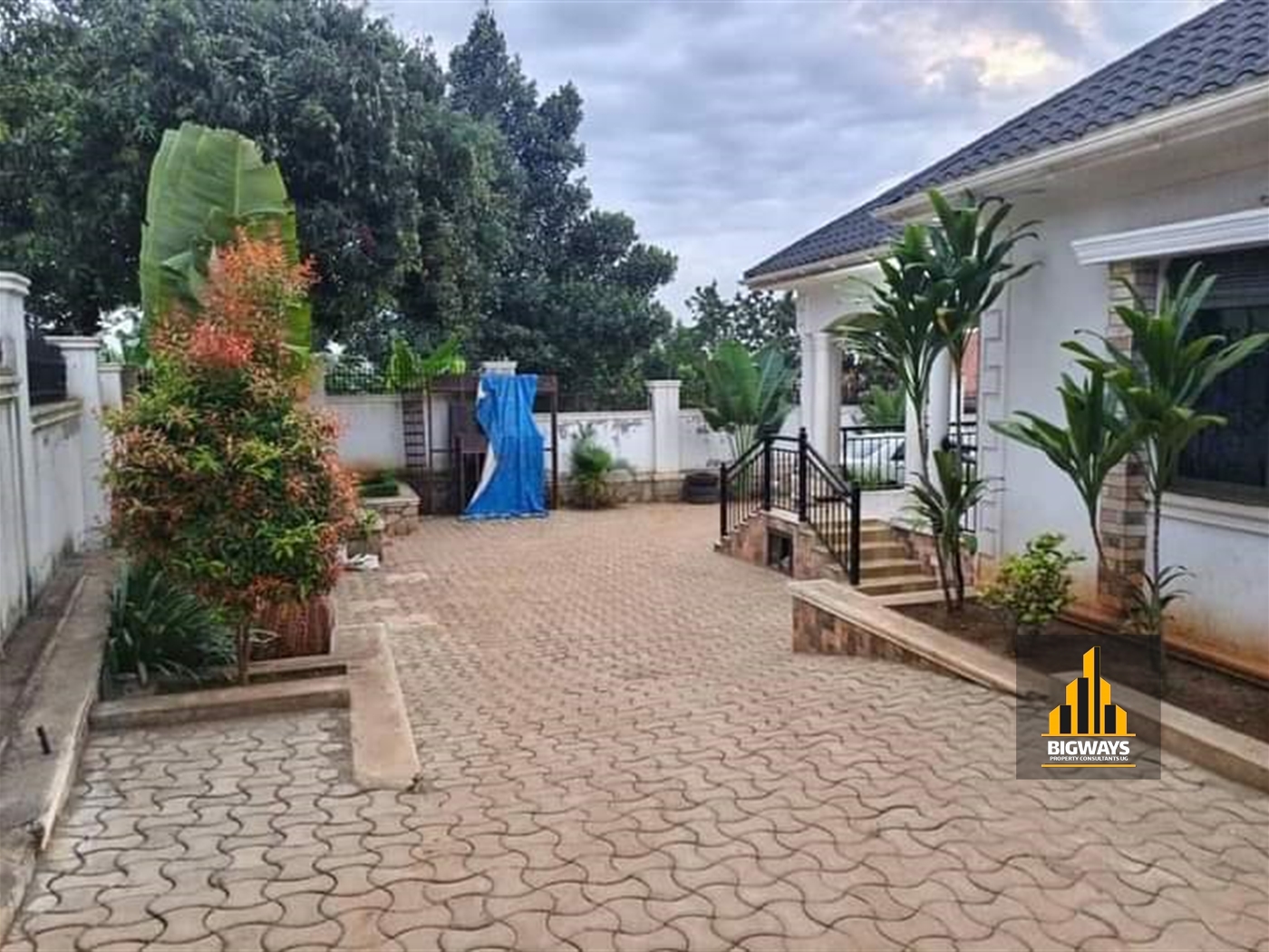 Bungalow for sale in Kasangati Wakiso