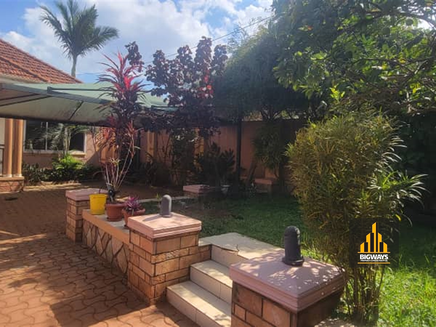 Bungalow for sale in Kyanja Kampala