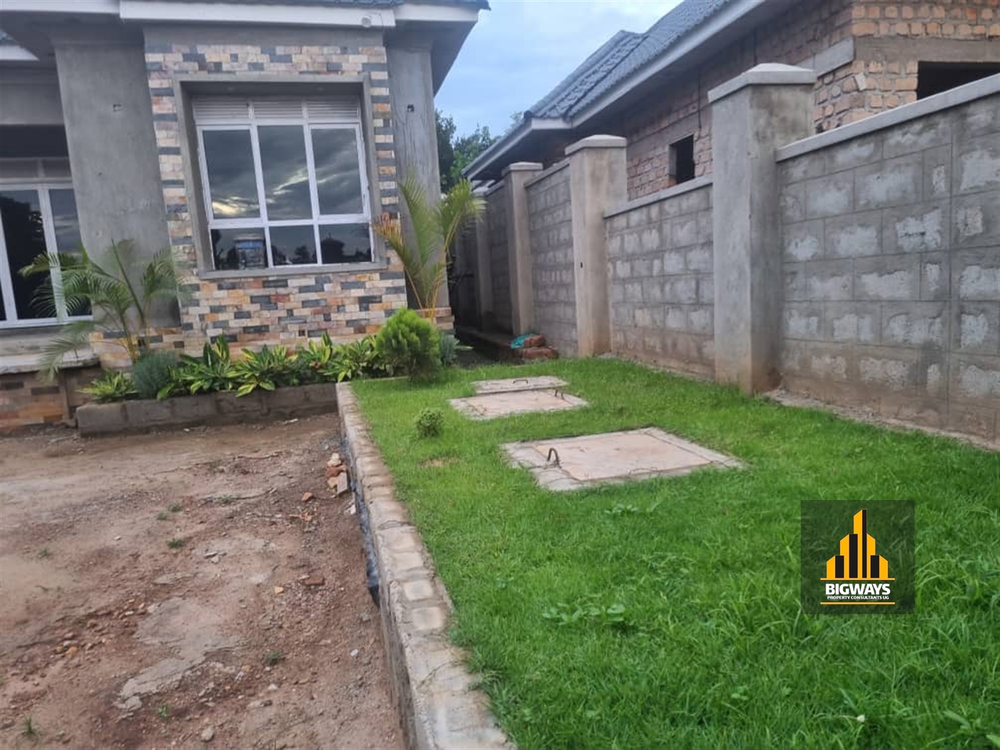 Bungalow for sale in Kigoogwa Wakiso